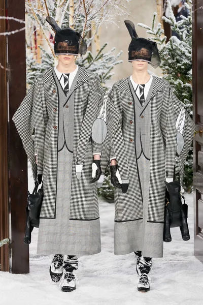 Look 26